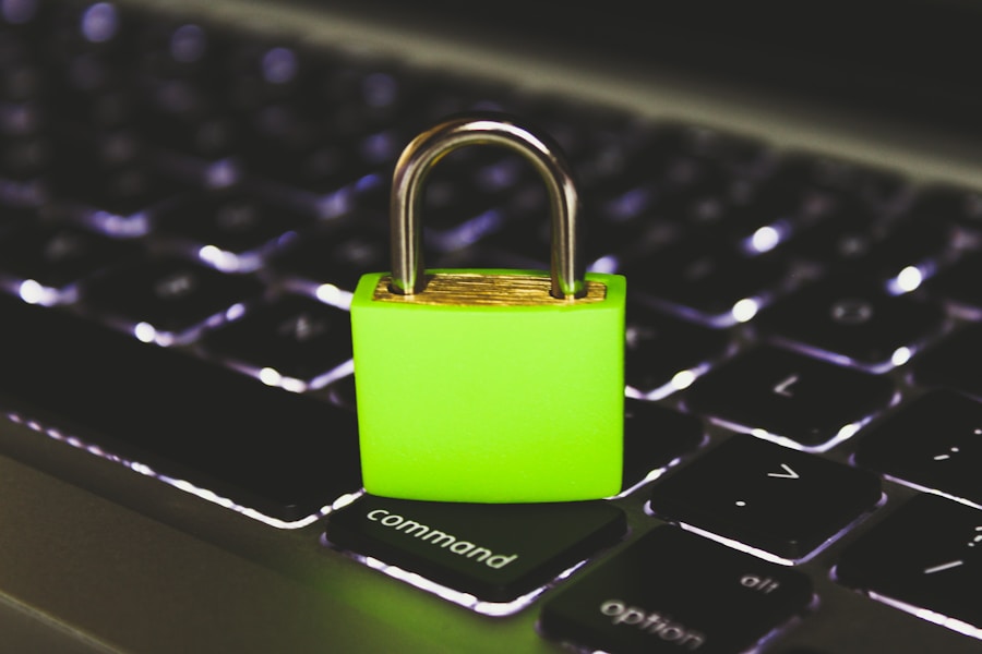 Photo "How to protect privacy in the digital age and the risks related to confidentiality"