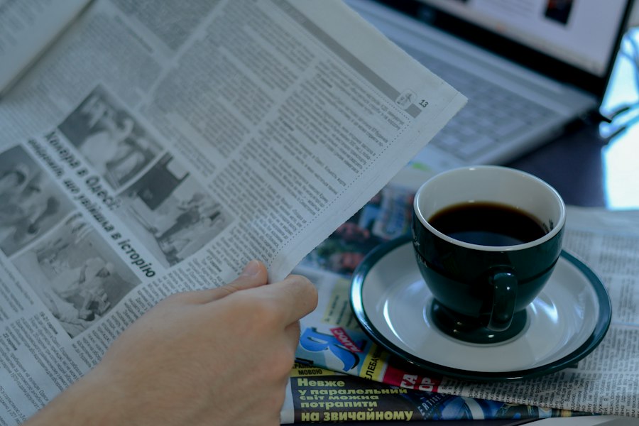 Photo how to read an article carefully